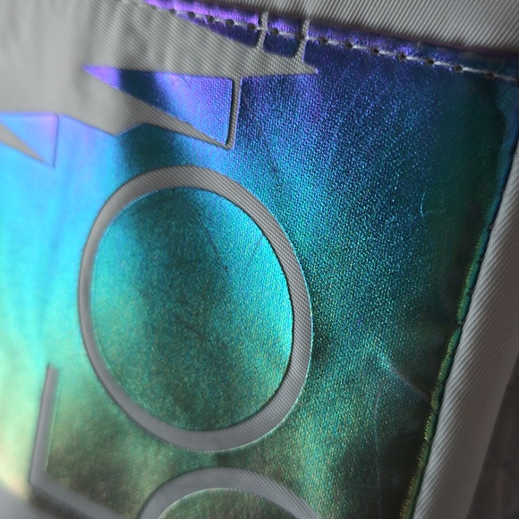 2022 Walt Disney Wolrd Parks 50th Anniversary Castle Tote Ahoulder Bag - Picture 9 of 11